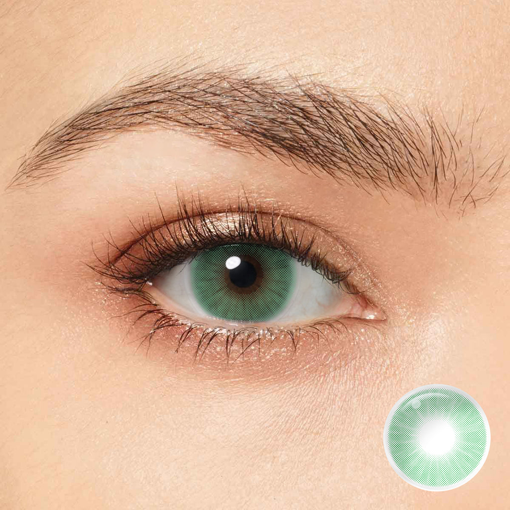 Get the stunning green eyes of Vivien Leigh and Emma Stone with our Magister Queen Verde Colored Contacts! 