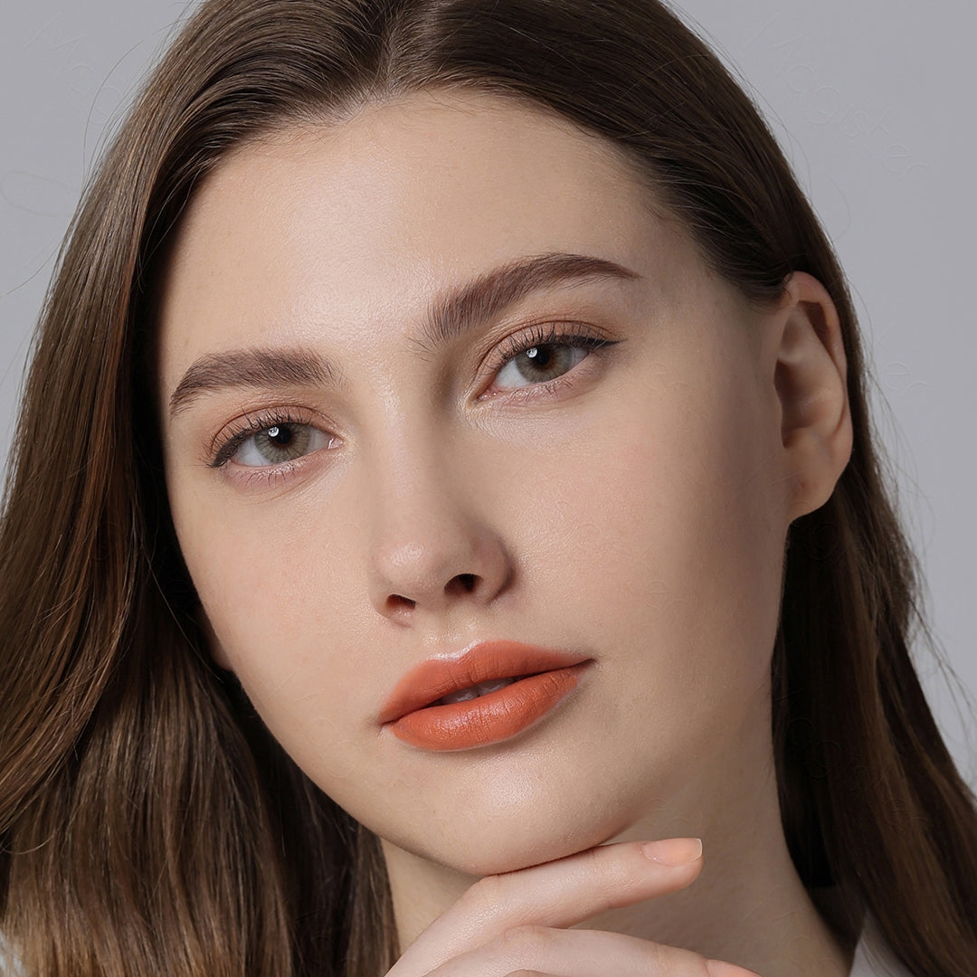 Magister Queen Crystal Colored Contacts