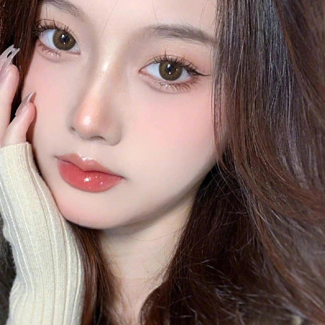 Magister Desire II Amber Gray Colored Contacts