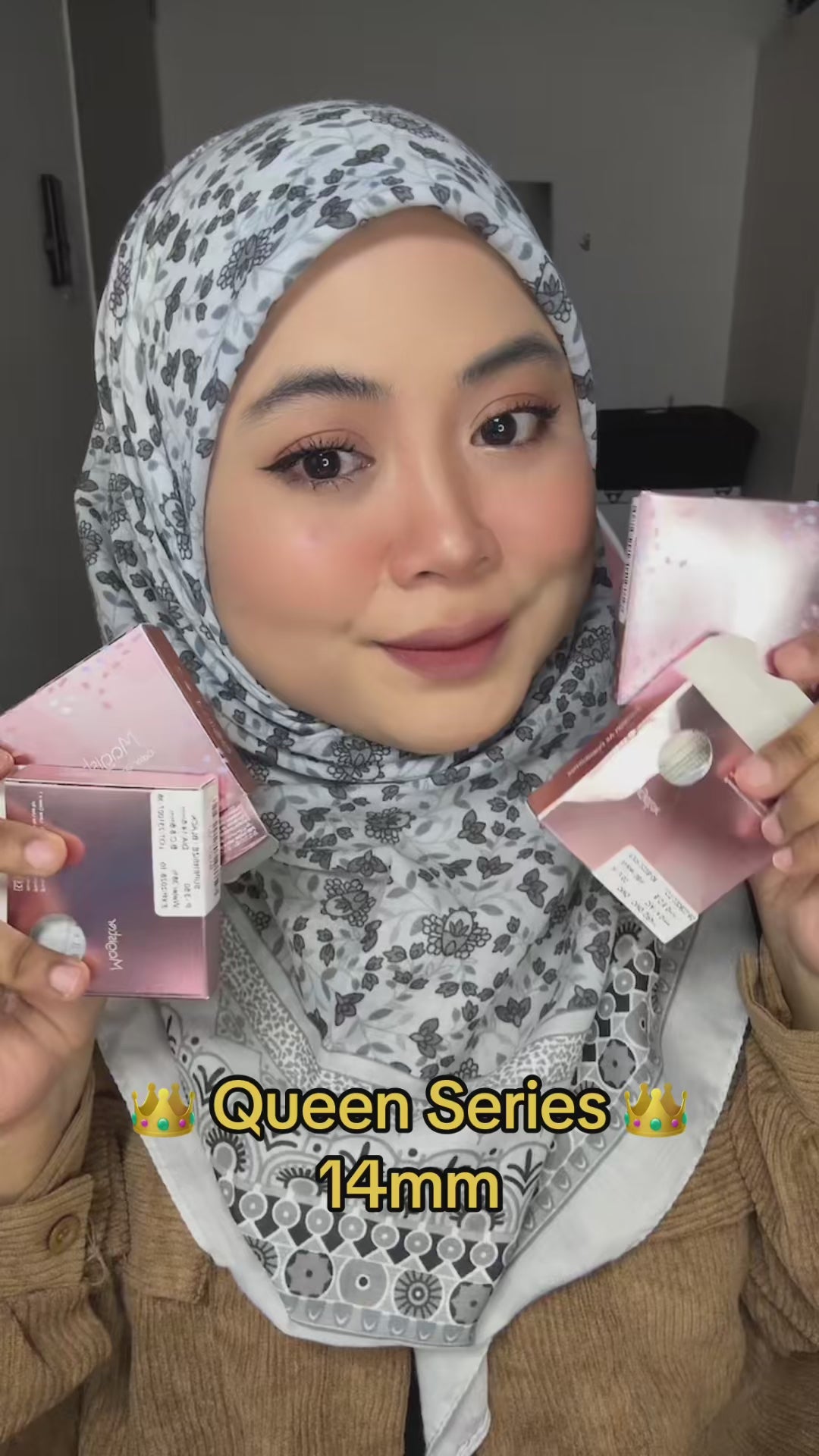 Magister Queen Topaz Colored Contacts